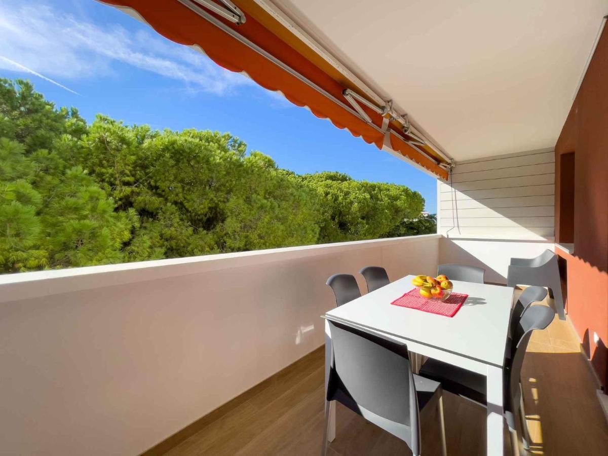 Apartment In Lignano Sabbiadoro 21783 外观 照片