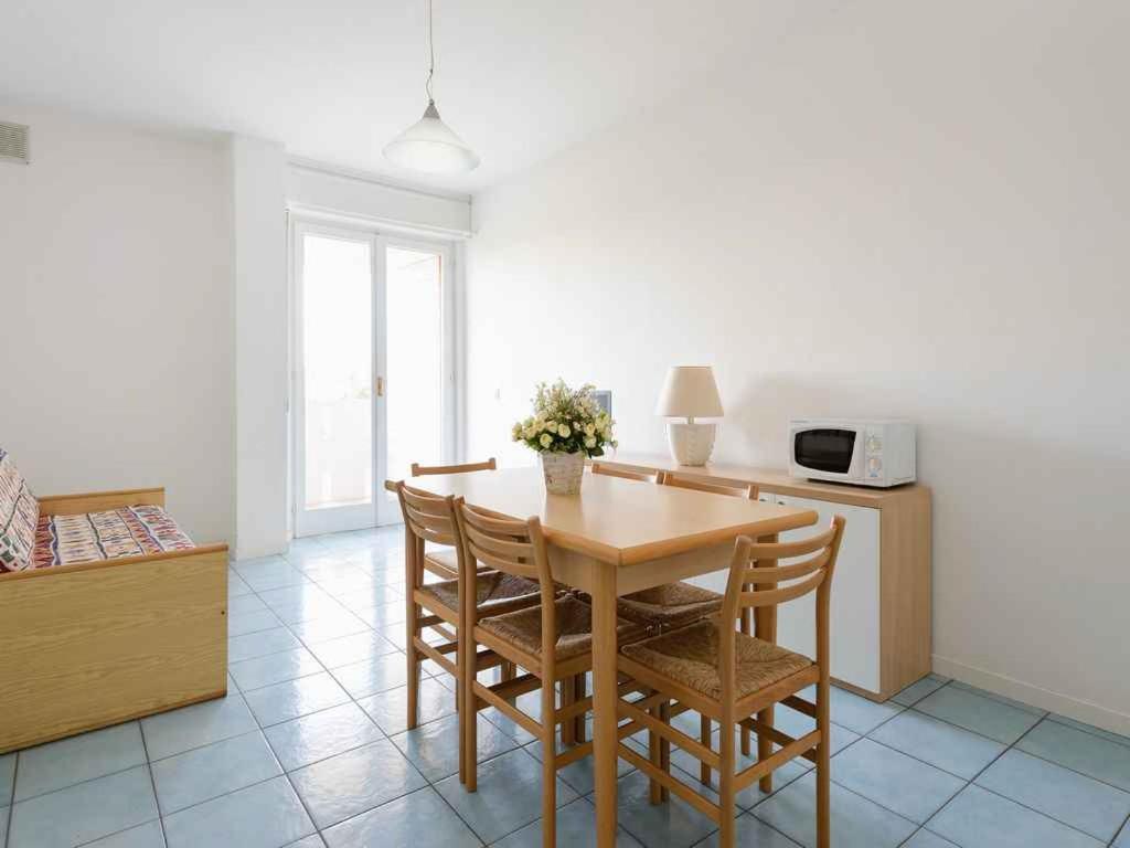 Apartment In Lignano Sabbiadoro 21783 外观 照片